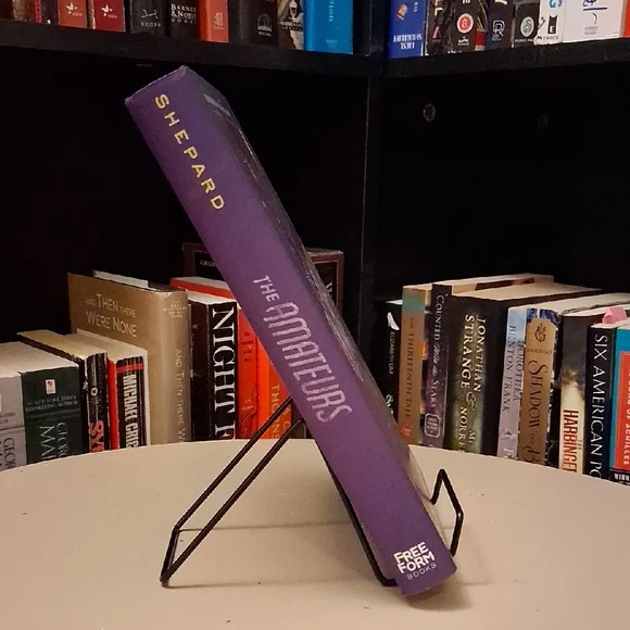 The Amateurs Book by Sara Shepard - Picture 3 of 3